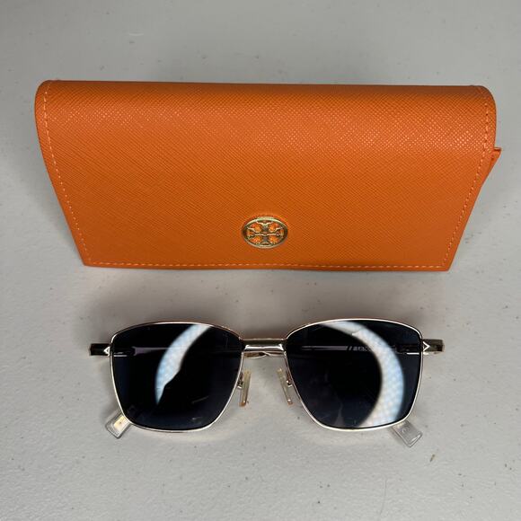 Le Specs Supastar Gold Metal Frame Square Sunglasses - Picture 9 of 10